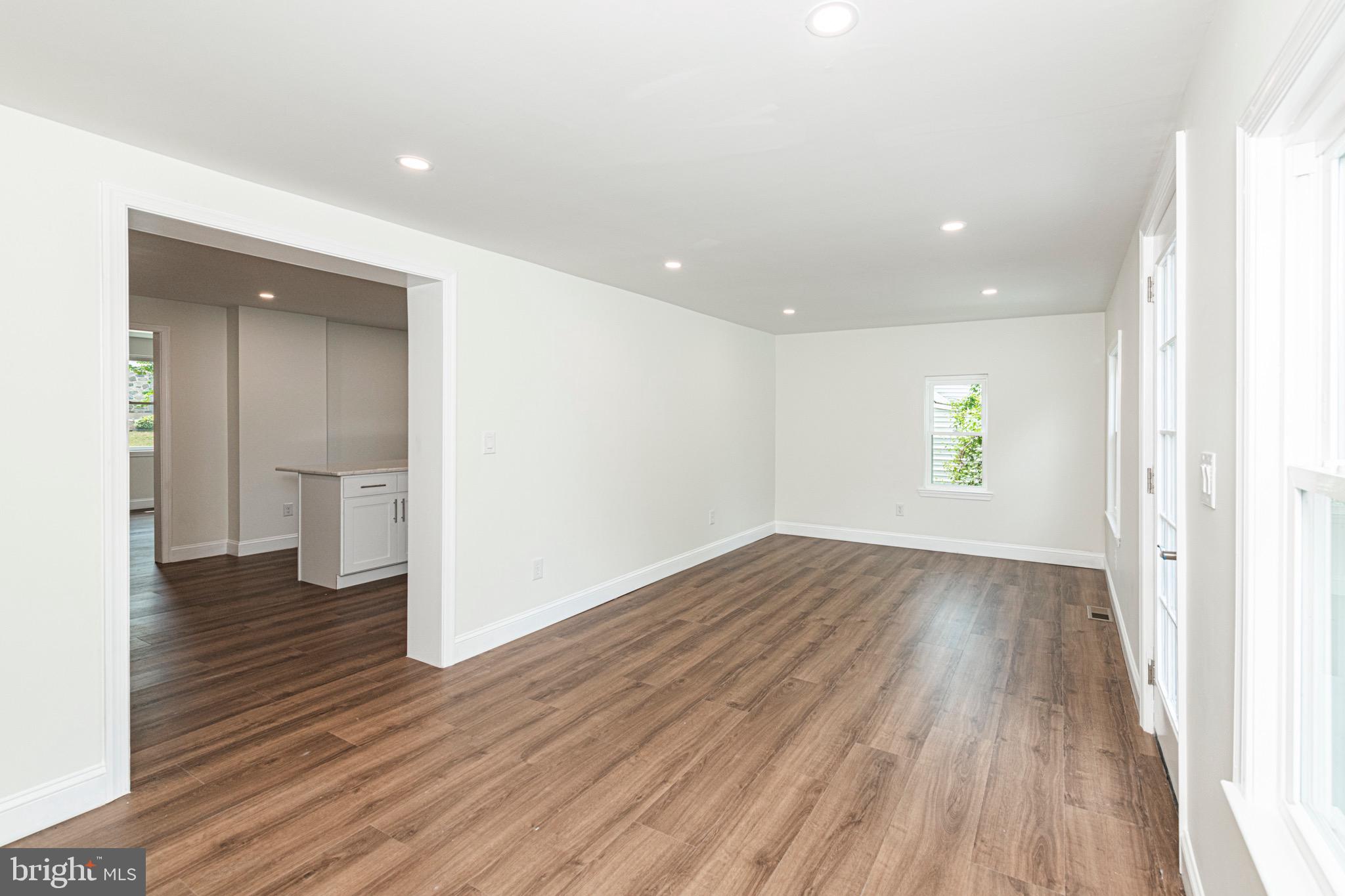 142 Wyndmoor Road Havertown, PA 19083 - Photo 15 of 35