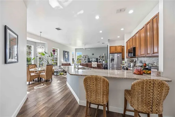 $575,000 | 1223 Whitney Drive, Venice, FL 34292