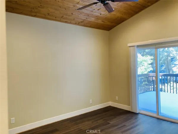 $4,500 | 341 B Highway 173, Lake Arrowhead, CA 92352