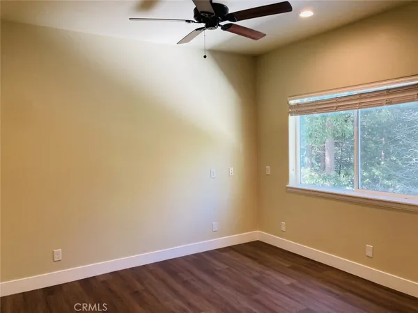 $4,500 | 341 B Highway 173, Lake Arrowhead, CA 92352