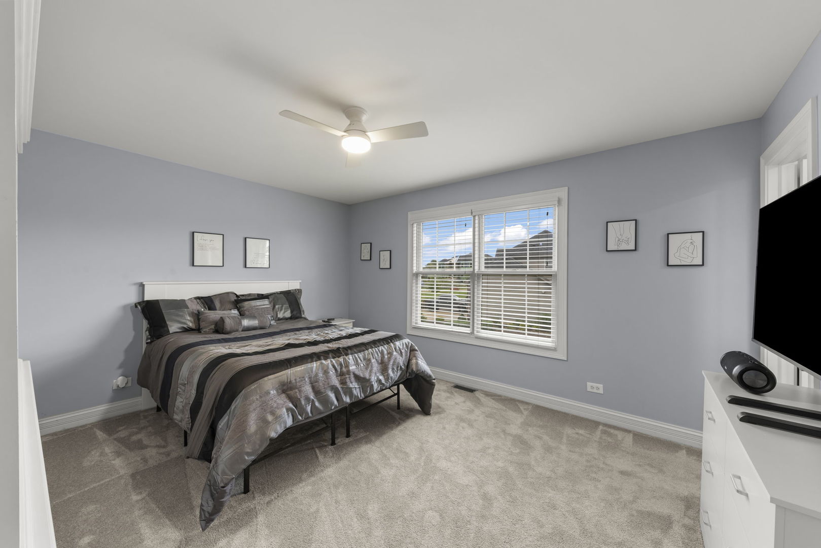 5085 Half Round Road Oswego, IL 60543 - Photo 22 of 46 Gallery Image 22