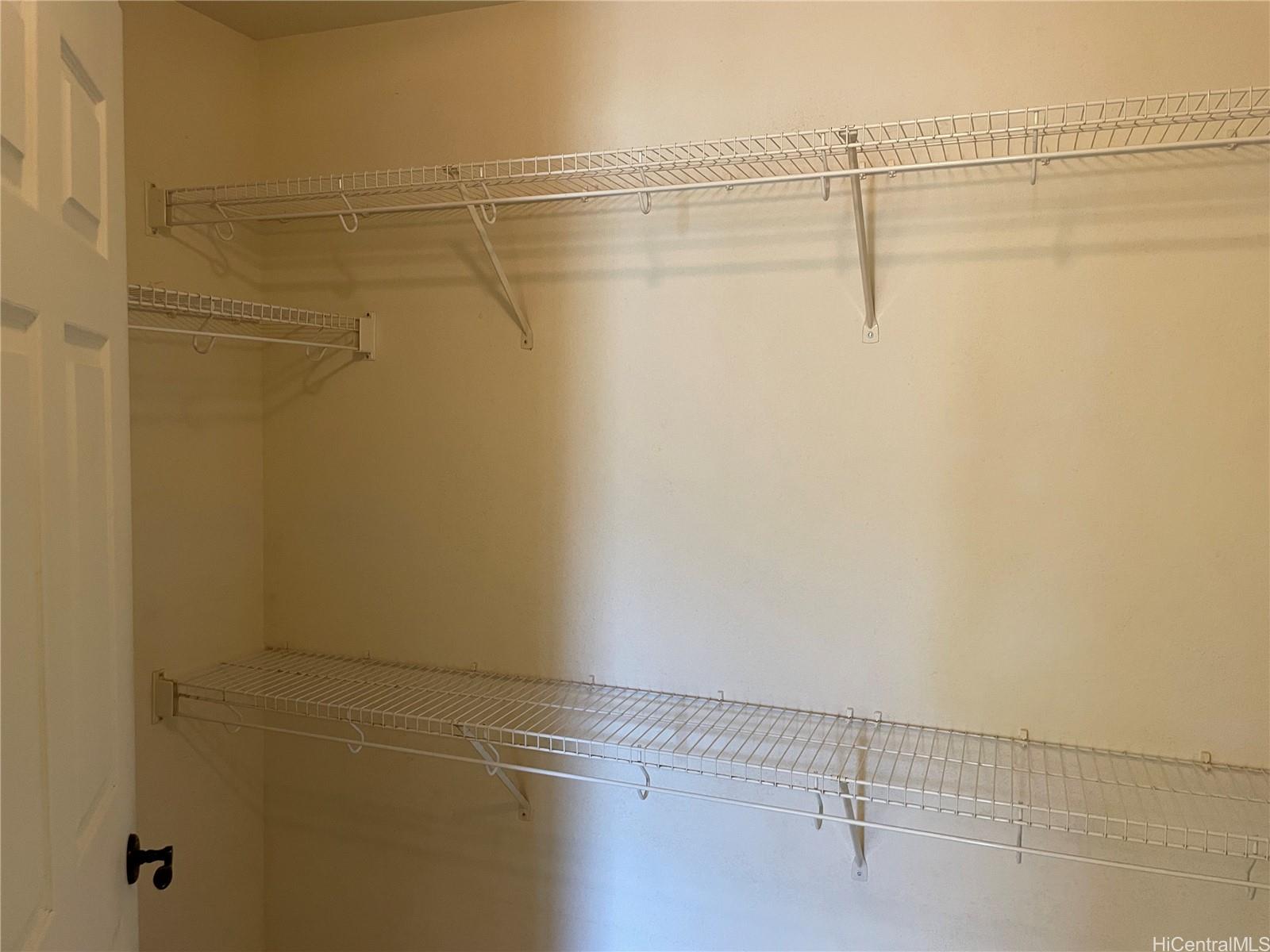 520 Lunalilo Home Road, Unit 8225 Honolulu, HI 96825 - Photo 13 of 25 a view of a room