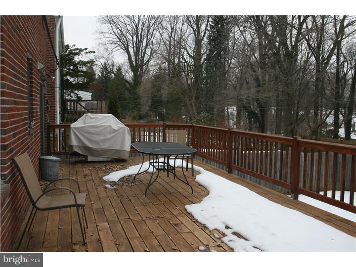 1622 Brookhaven Road Wynnewood, PA 19096 - Photo 17 of 18 Deck