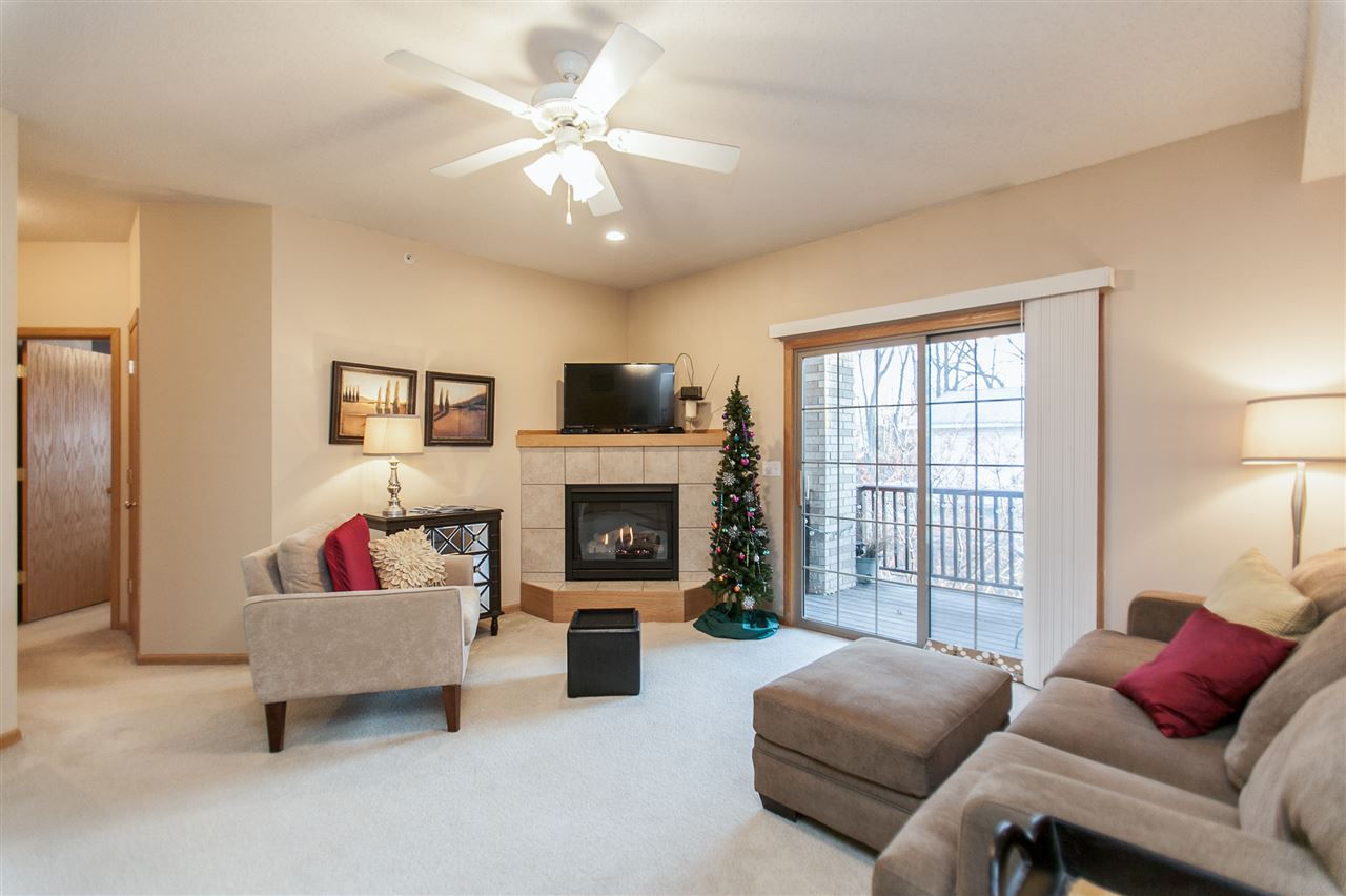 3028 Center Point Road Northeast, Unit 202 Cedar Rapids, IA 52402 - Photo 5 of 32 Gallery Image 5