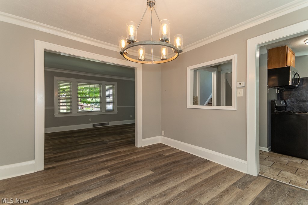 848 Roanoke Road Cleveland Heights, OH 44121 - Photo 12 of 33