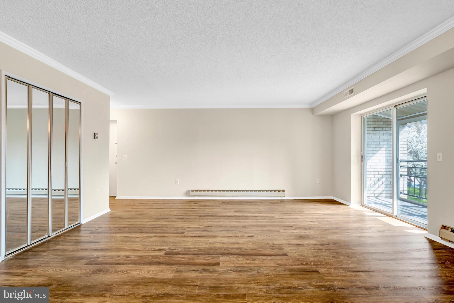 15300 Wallbrook Court, Unit 473A Silver Spring, MD 20906 - Photo 12 of 58 Living Room