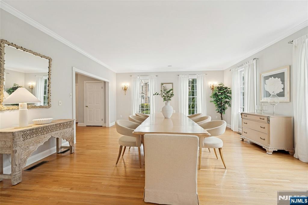 16 Lenape Trail Montclair, NJ 07043 - Photo 4 of 22