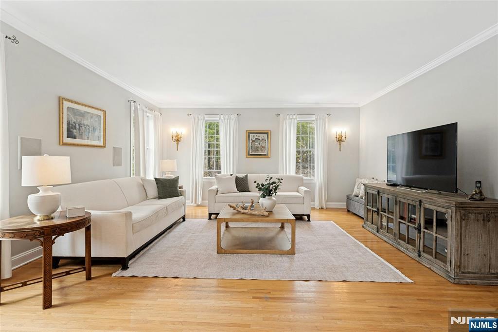16 Lenape Trail Montclair, NJ 07043 - Photo 5 of 22