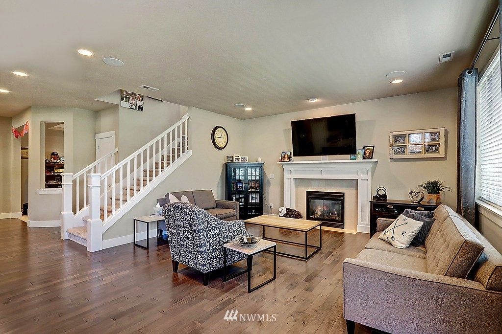 4113 177th Street Southeast Bothell, WA 98012 - Photo 8 of 24