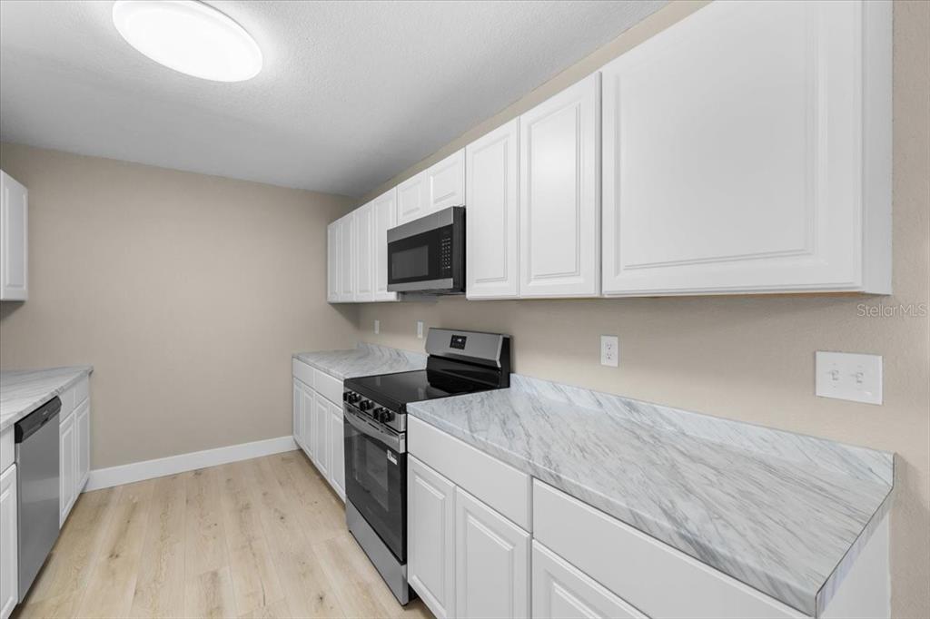 7338 Spring Hill Drive Spring Hill, FL 34606 - Photo 8 of 39