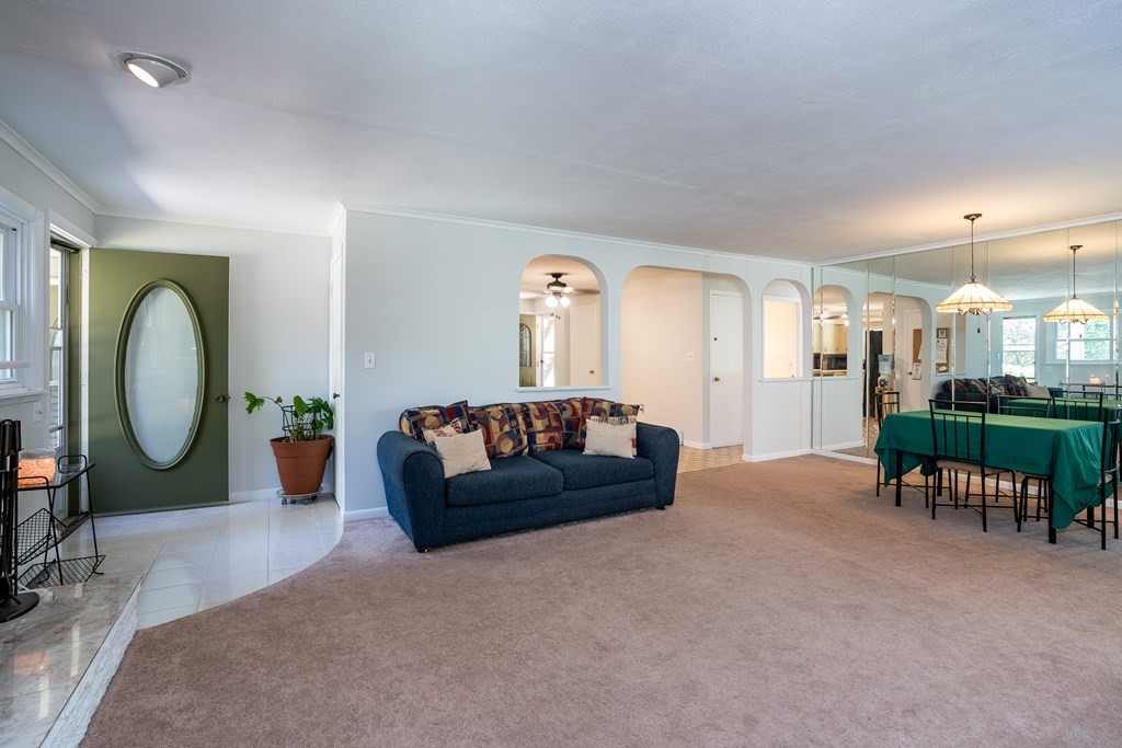 40 W Road Longmeadow, MA 01106 - Photo 17 of 42 Gallery Image 17