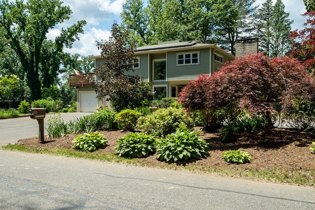 40 W Road Longmeadow, MA 01106 - Photo 2 of 42 Gallery Image 2