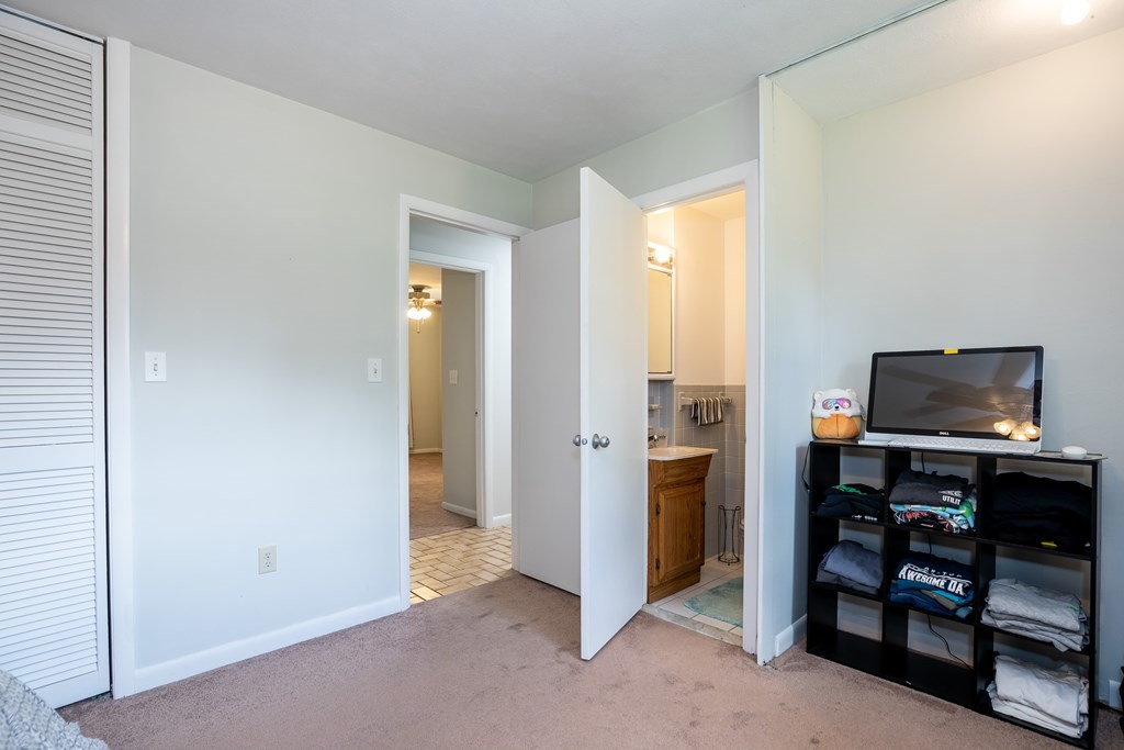40 W Road Longmeadow, MA 01106 - Photo 28 of 42 Gallery Image 28