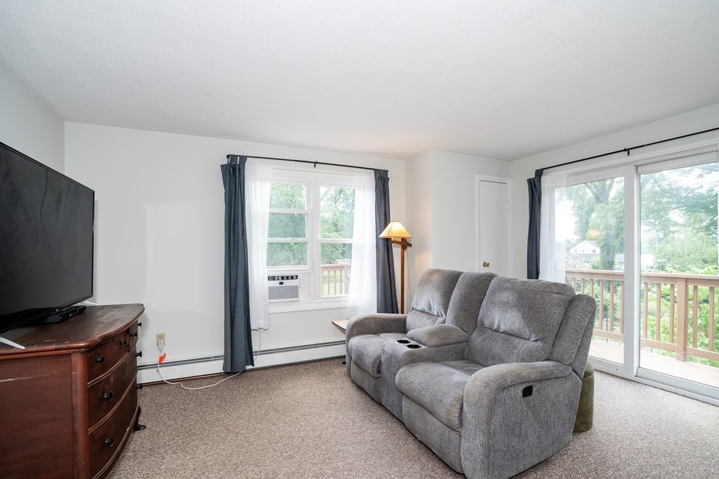 40 W Road Longmeadow, MA 01106 - Photo 39 of 42 Gallery Image 39