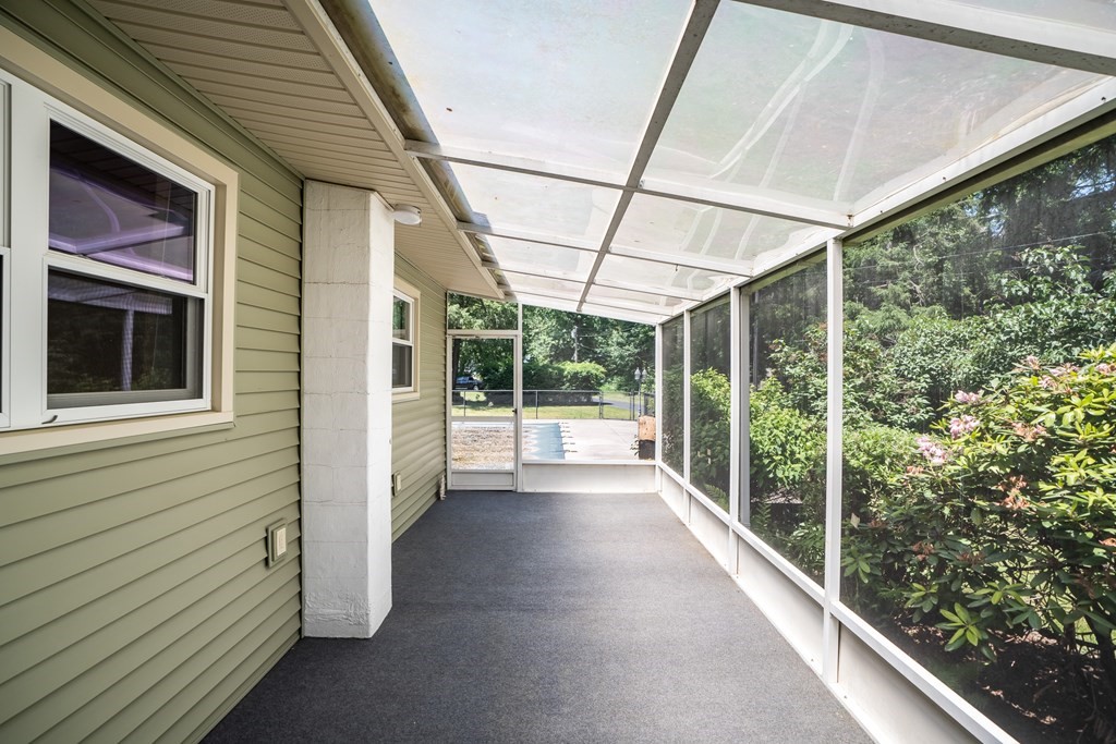 40 W Road Longmeadow, MA 01106 - Photo 42 of 42 Gallery Image 42