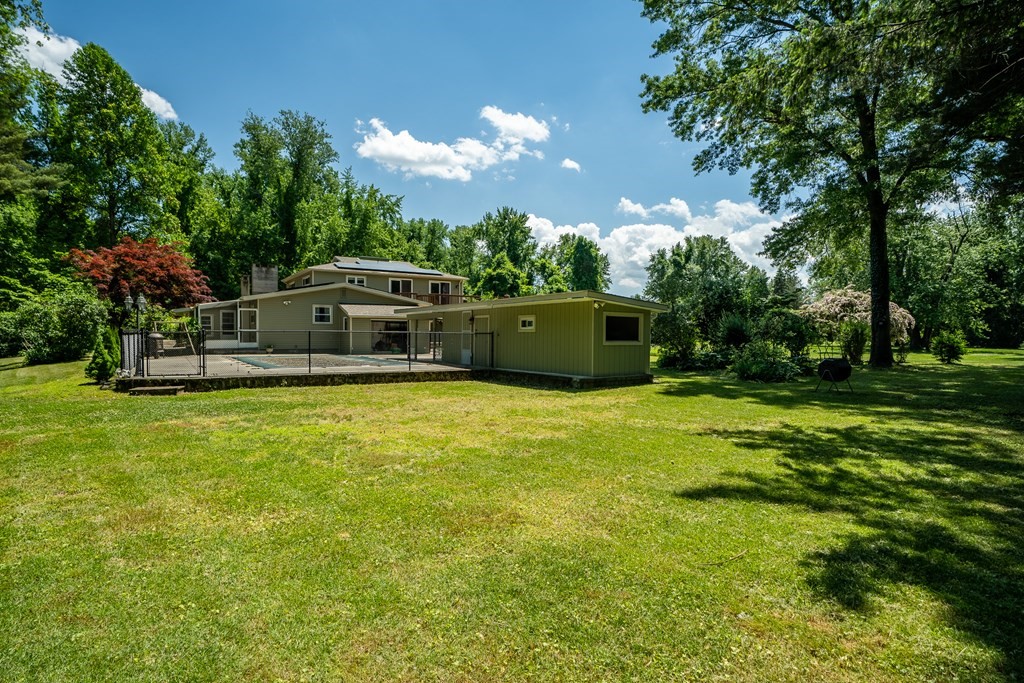 40 W Road Longmeadow, MA 01106 - Photo 5 of 42 Gallery Image 5