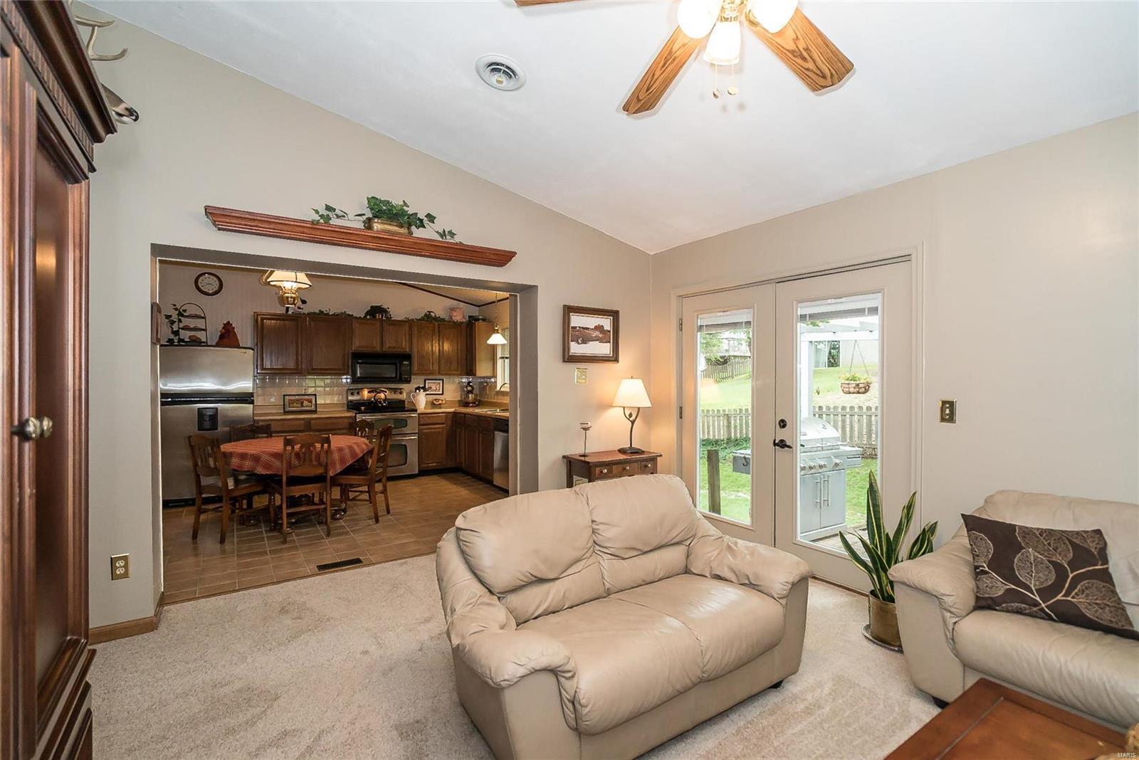 567 Spring Glen Drive Ballwin, MO 63021 - Photo 15 of 41 Gallery Image 15