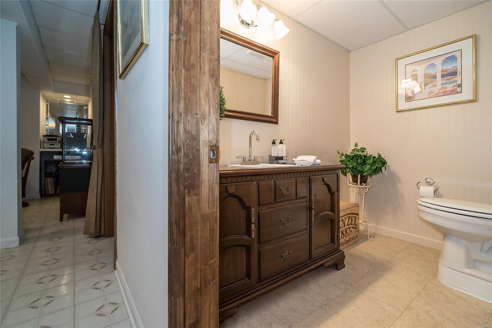 567 Spring Glen Drive Ballwin, MO 63021 - Photo 28 of 41 Gallery Image 28