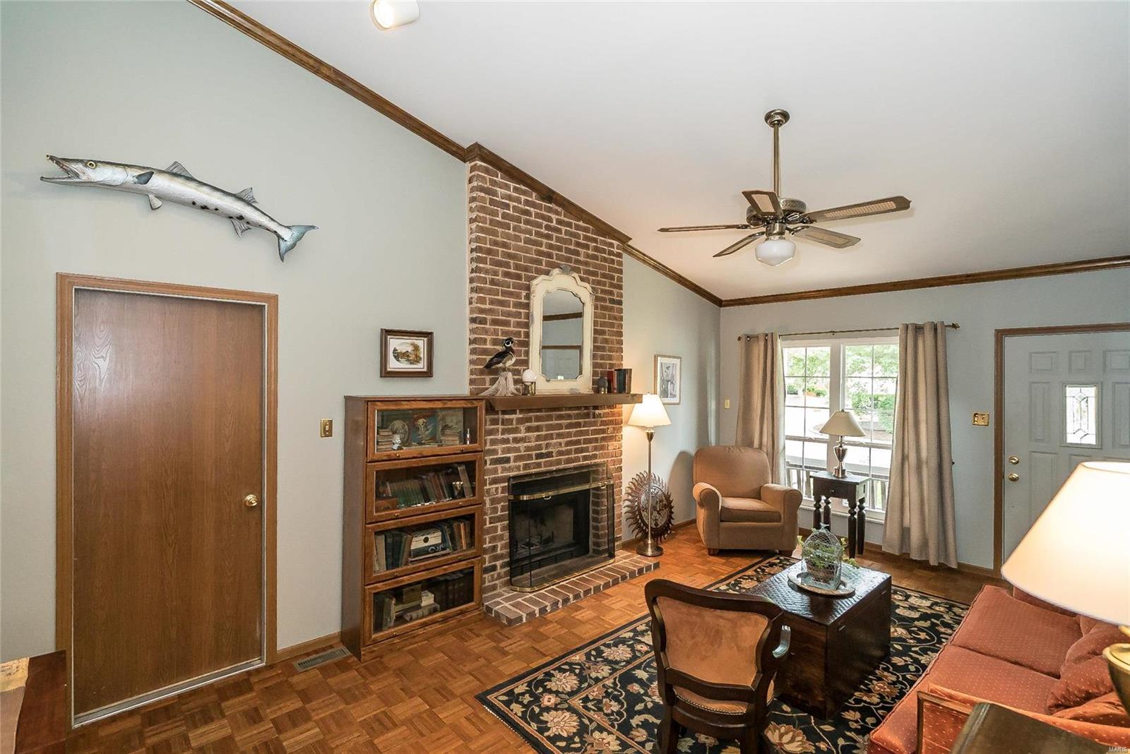 567 Spring Glen Drive Ballwin, MO 63021 - Photo 6 of 41 Gallery Image 6