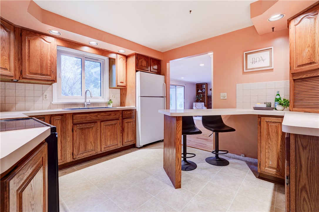 41 Sandle Drive Perinton, NY 14450 - Photo 13 of 45