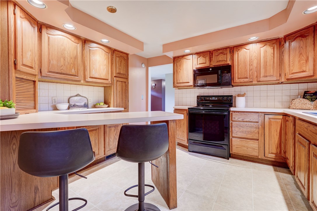 41 Sandle Drive Perinton, NY 14450 - Photo 15 of 45