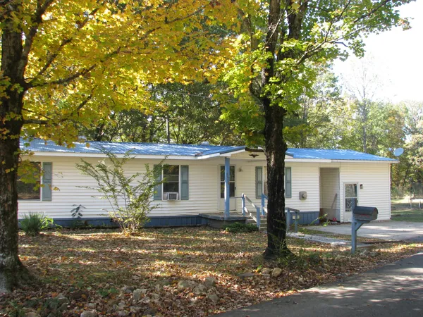 $70,000 | 329 Clover Lane, Waverly, TN 37185