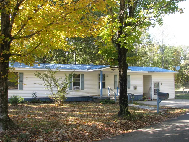 $82,500 | 329 Clover Lane, Waverly, TN 37185