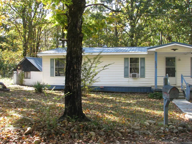 $79,900 | 329 Clover Lane, Waverly, TN 37185