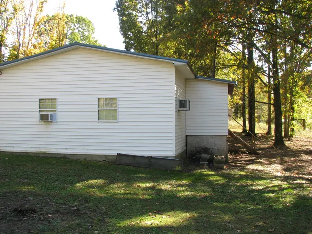 $79,900 | 329 Clover Lane, Waverly, TN 37185