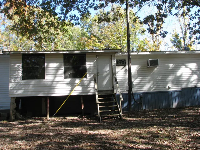 $79,900 | 329 Clover Lane, Waverly, TN 37185