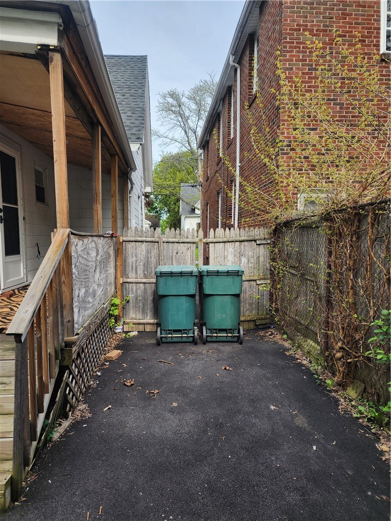 35 Harvest Street, Unit 1 Rochester, NY 14605 - Photo 17 of 19 Driveway