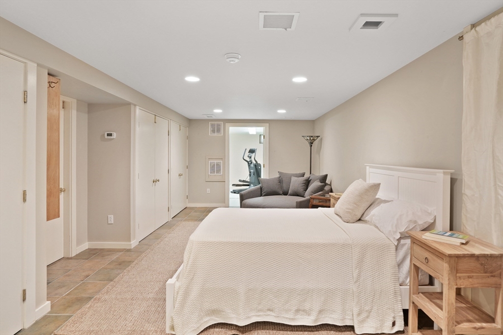 300 North Rd/18 Belhaven Way Chilmark, MA 02535 - Photo 19 of 30