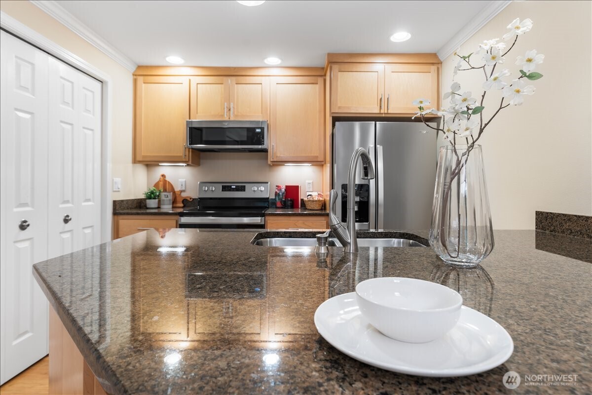 506 South 321st Street, Unit 1A Federal Way, WA 98003 - Photo 10 of 19