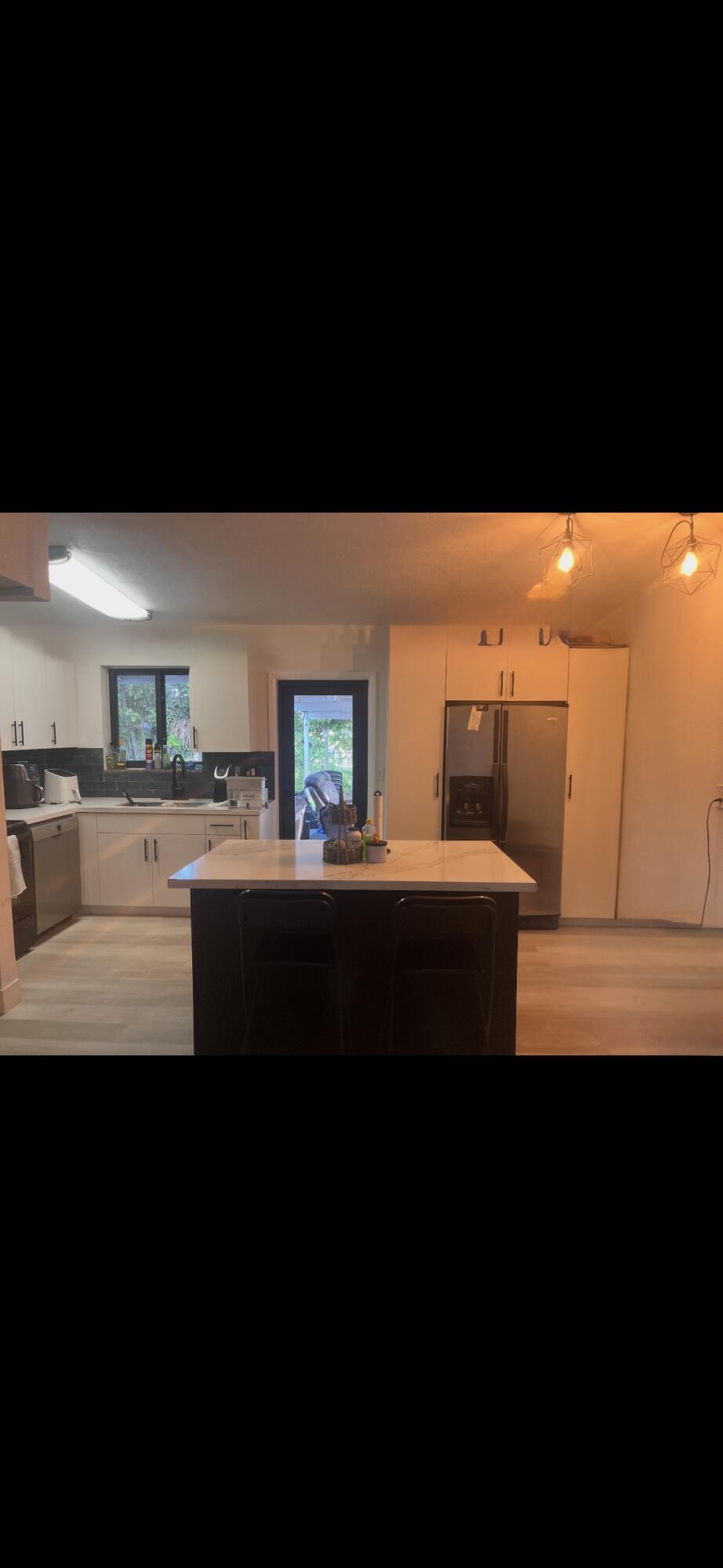 1816 Northeast 49th Street Pompano Beach, FL 33064 - Photo 6 of 11 kitchen