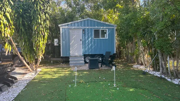 $1,200 | 1816 Northeast 49th Street, Pompano Beach, FL 33064