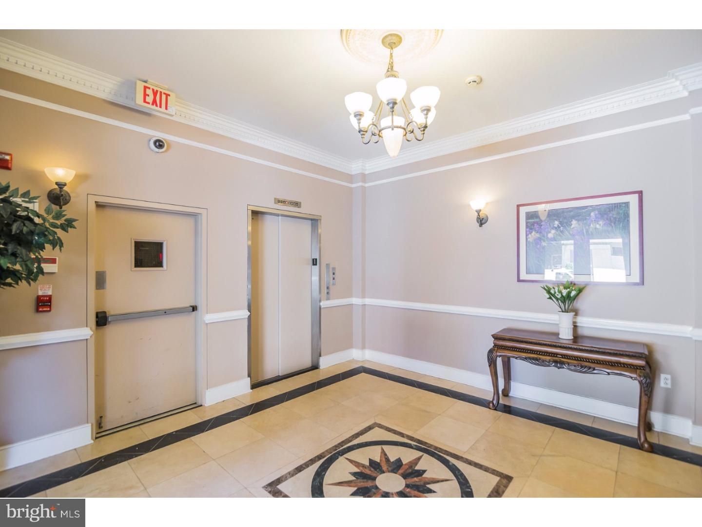 415 South 19th Street, Unit 3F Philadelphia, PA 19146 - Photo 3 of 15 Lobby