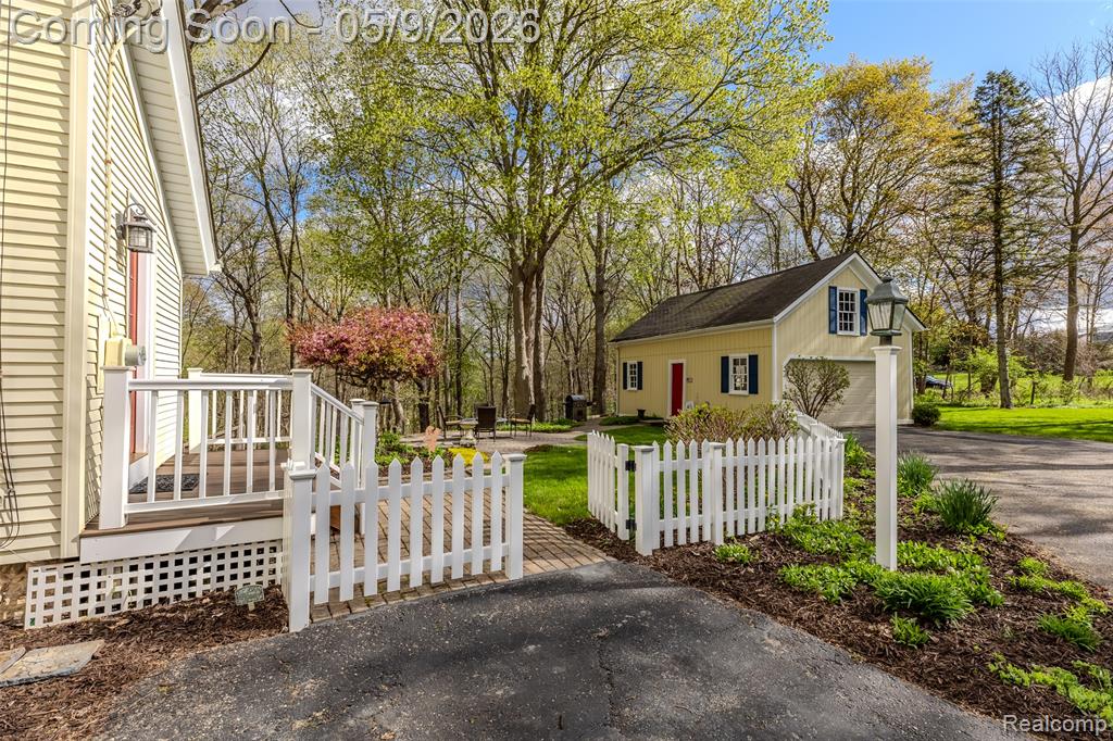 1081 East Tienken Road Rochester, MI 48306 - Photo 70 of 79 Gallery Image 70