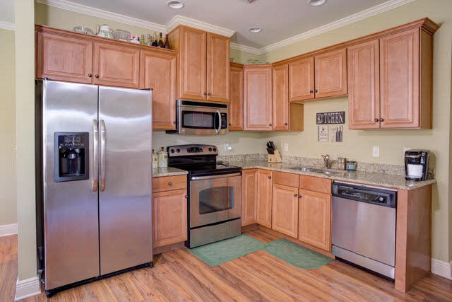 10572 Orkney Way Daphne, AL 36527 - Photo 4 of 14 Kitchen