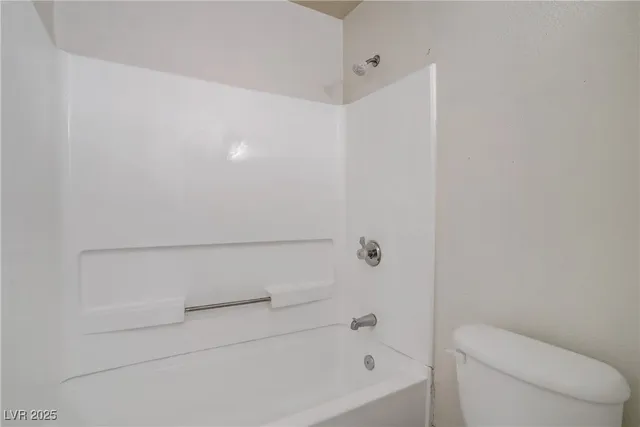 $194,000 | 2801 North Rainbow Boulevard, Unit 273, Las Vegas, NV 89108