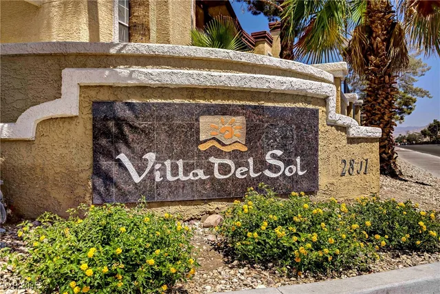 $194,000 | 2801 North Rainbow Boulevard, Unit 273, Las Vegas, NV 89108