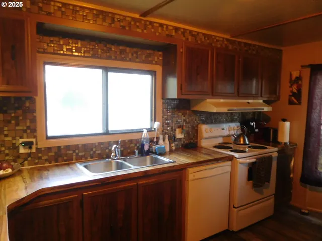 $79,900 | 53752 Appleton Road, Unit 56, Milton Freewater, OR 97862