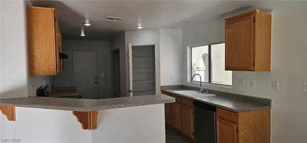 $1,950 | 11606 Vesuvio Court, Las Vegas, NV 89183