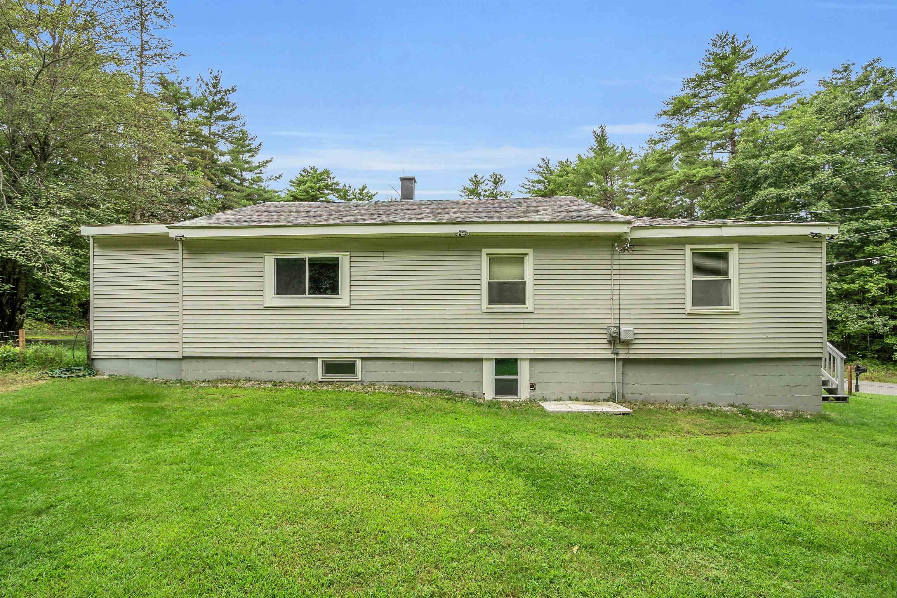 401 Borough Road Pembroke, NH 03275 - Photo 32 of 40 Gallery Image 32