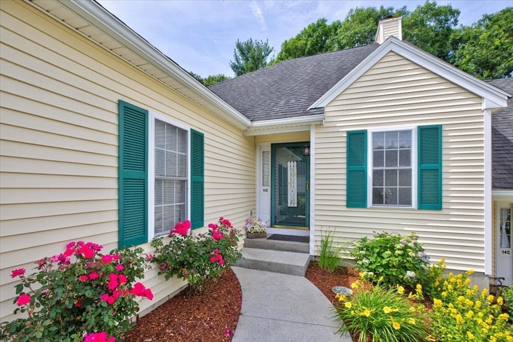 14 Millers Way, Unit D Sutton, MA 01590 - Photo 2 of 42