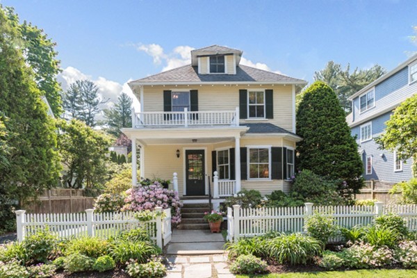 6 Solon Street Wellesley, MA 02482 - Photo 1 of 25 front view of a house with a yard