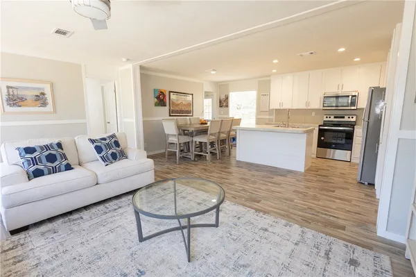 $215,000 | 100 Tanglewood Lane, Somerville, TX 77879