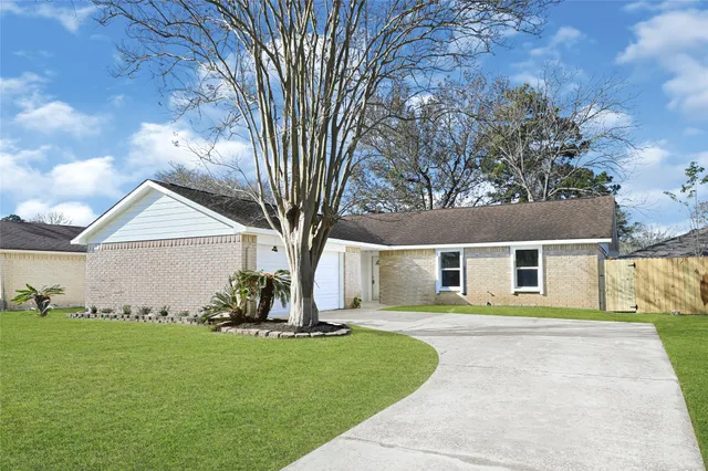 $269,000 | 17519 Jolly Boat Drive, Crosby, TX 77532