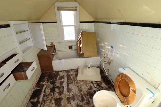 $44,400 | 1201 9th Avenue West, Ashland, WI 54806