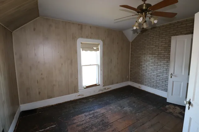 $44,400 | 1201 9th Avenue West, Ashland, WI 54806