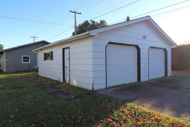 $44,400 | 1201 9th Avenue West, Ashland, WI 54806